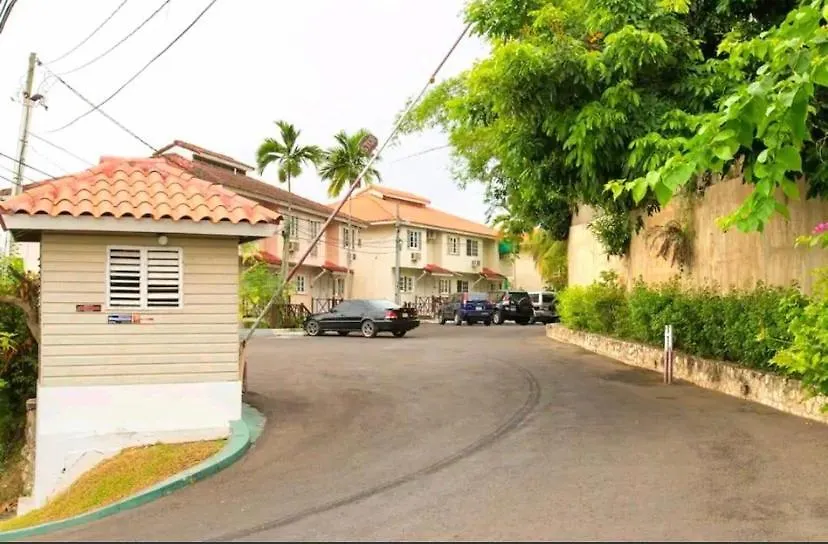 Samreak Chivit Lägenhet Montego Bay Jamaica
