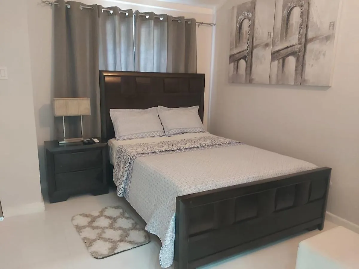 Samreak Chivit Lägenhet Montego Bay