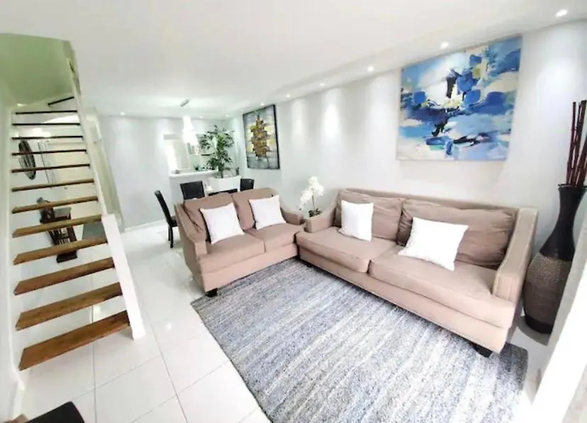 Samreak Chivit Apartment Montego Bay Jamaica